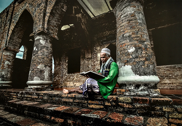 Caretaker of the 18th-century Kerisik Mosque in Pattani. Ph. Redzuan Bohari