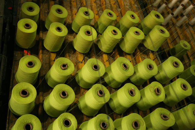 Fabbrica di pashmina nei pressi di Srinagar, Kashmir. Ph. Angelo Redaelli