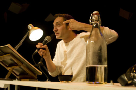 Corrado D'Elia è Don Chisciotte. Ph. Angelo Redaelli, Teatro Libero 2011
