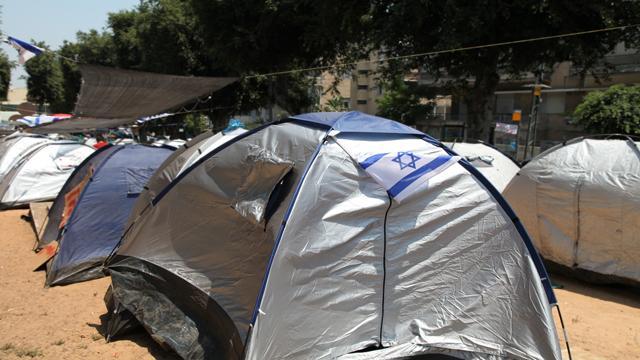 Protesta in tenda contro il caro-affitti di Tel Aviv
