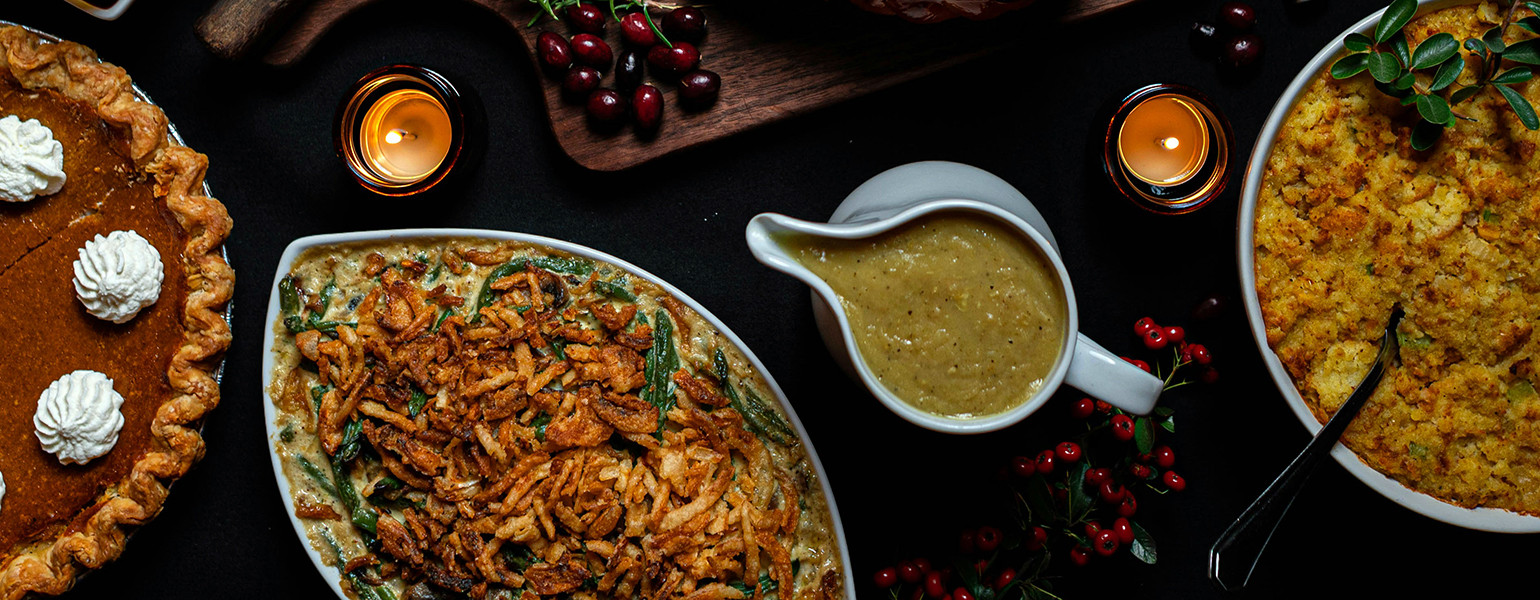 Slider jed owen Christmas dinner unsplash 1540x600